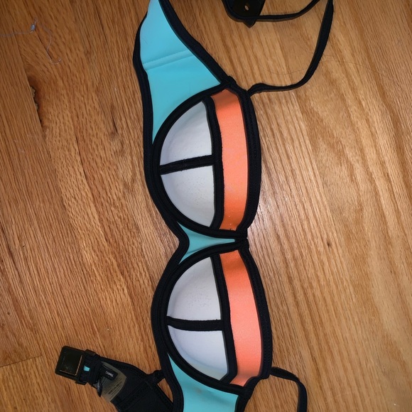 Triangl Bikini Tops!! - Picture 3 of 8